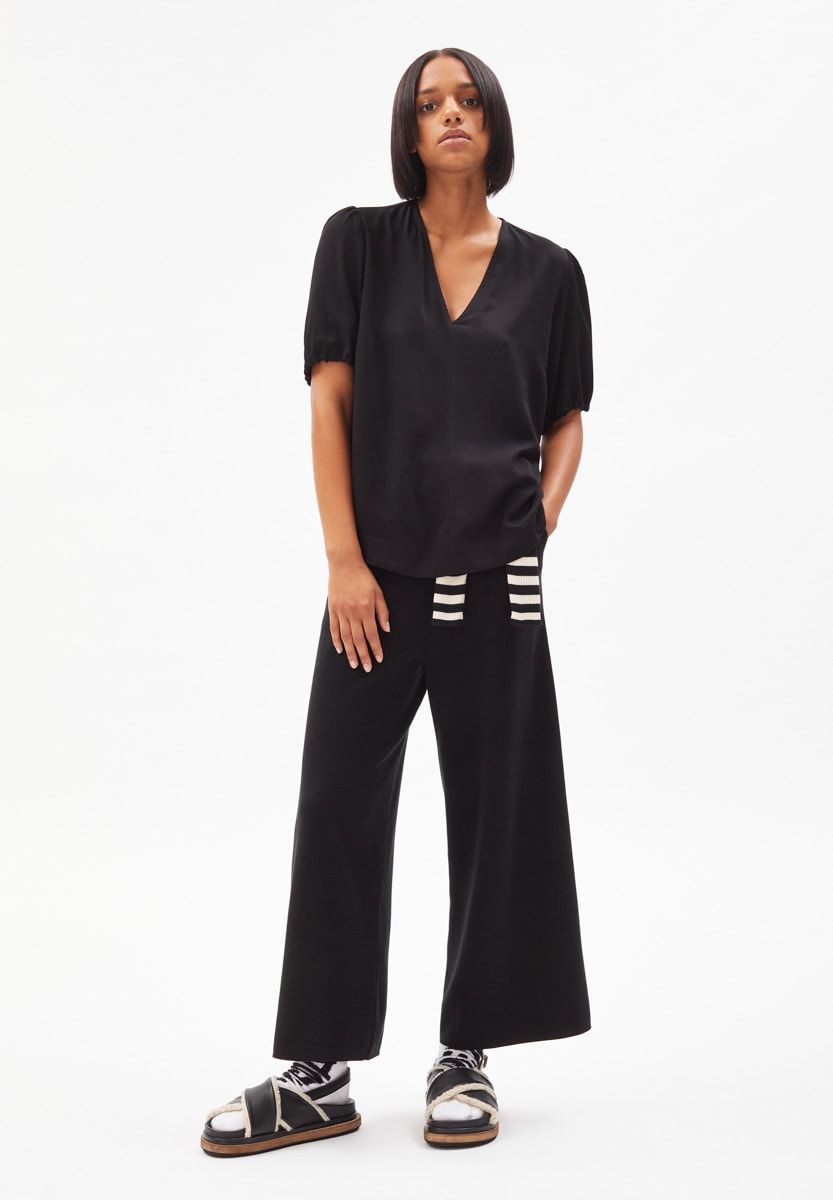 Blouse noire en viscose ecovero - coranaa, Armedangels, photo 2