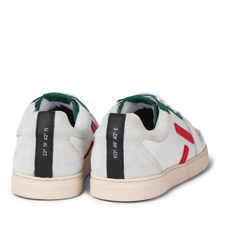 Baskets basses en cuir certifié | multicolore "san31 sansaho white nappa green red" - O.T.A
