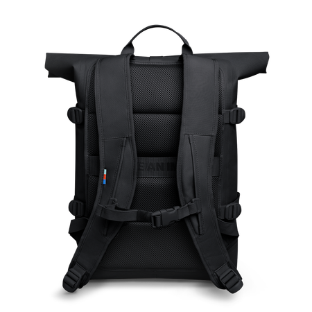 Sac à dos 31l en matière recyclée | black "rolltop 2.0 sea shepherd" - Got Bag