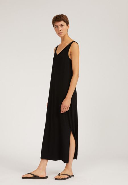 Robe longue noire en lenzing - madalenaa