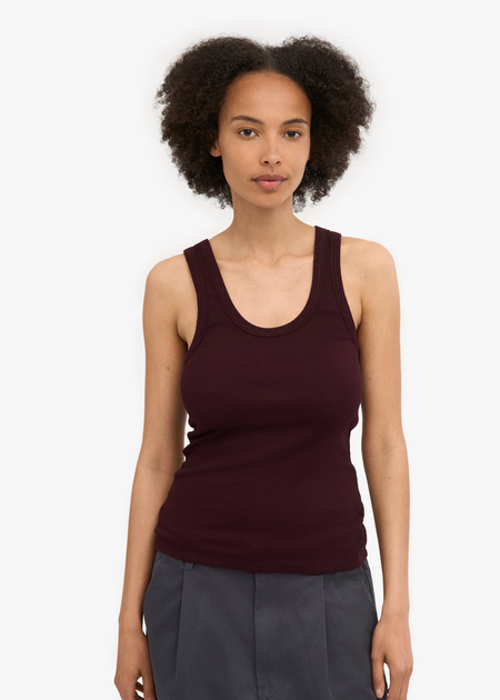 Débardeur en coton bio | bordeaux "organic rib tank top - oxblood red" - Colorful Standard