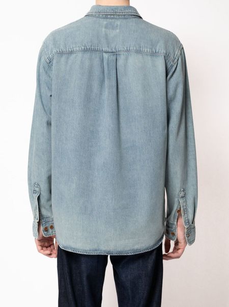 Chemise en denim bleu clair en coton bio - hebbe sundays denim, Nudie Jeans, photo 4