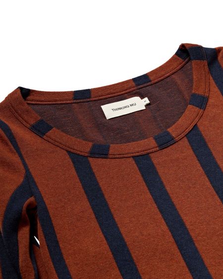 Langarmshirt aus recycelten Materialien | Braun "toasted navy casilda top", Thinking Mu, Foto 8