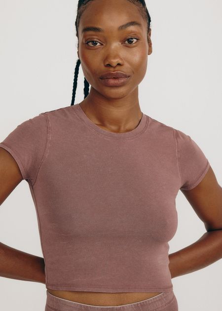 T-shirt court en coton bio | vieux rose "core baby tee muted rose wood"