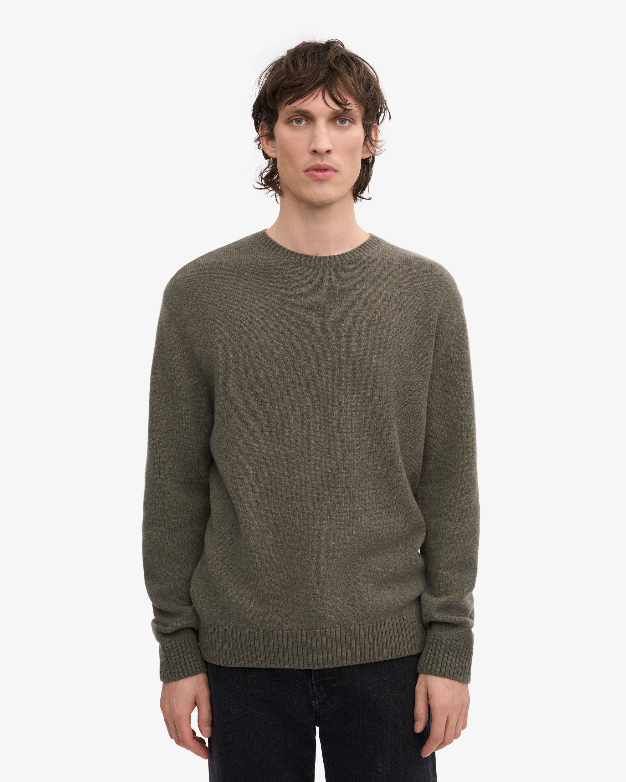 Pullover aus recycelter Merinowolle | Khaki "dusty olive", Colorful Standard, Foto 1