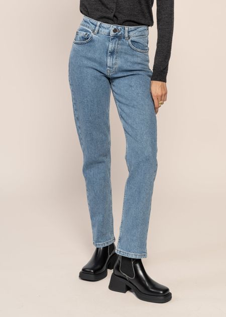Jean slim en coton bio et recylé | bleu délavé "light clean denim nele pants heavy wash"