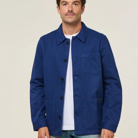 Le vestiaire pour lui