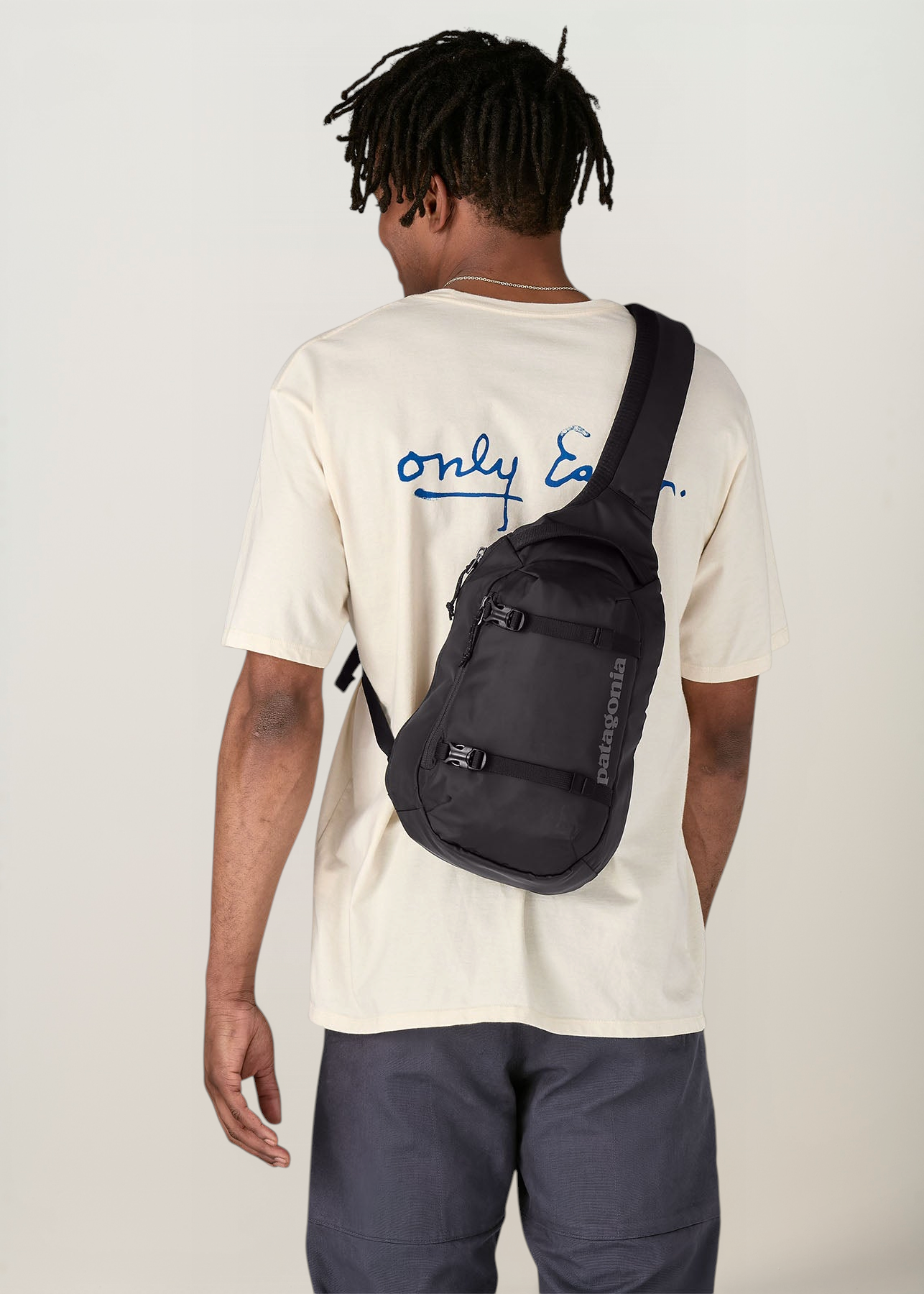 Sac bandoulière en nylon recyclé | noir "atom sling 8l - black", Patagonia, photo 3