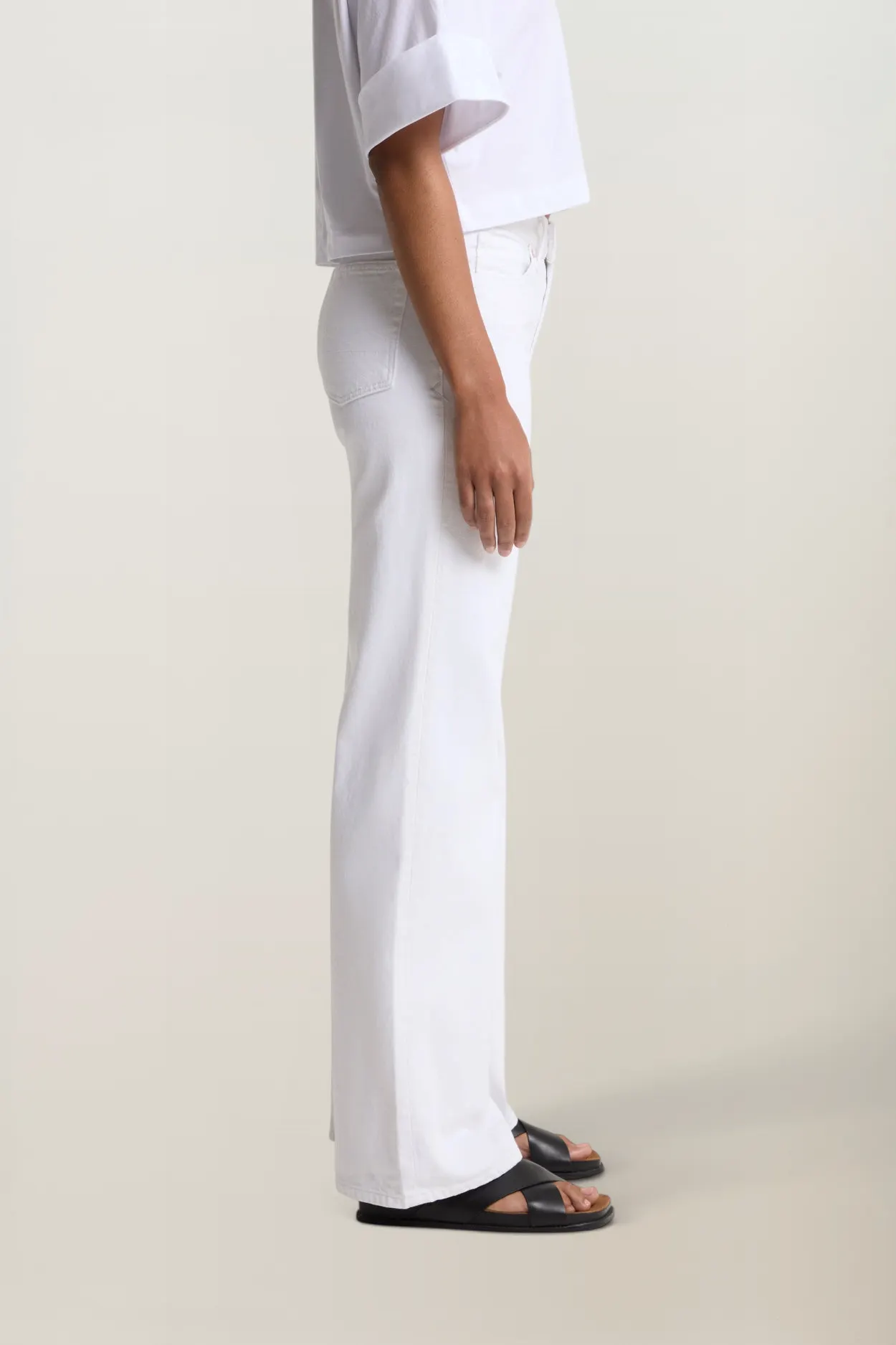 Jean flare en coton bio l blanc "Jane - diop optical white", Kings of Indigo, photo 3