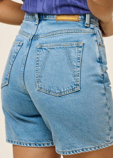Short en jean en coton recyclé | bleu clair "sheaari fresh blue" - Armedangels