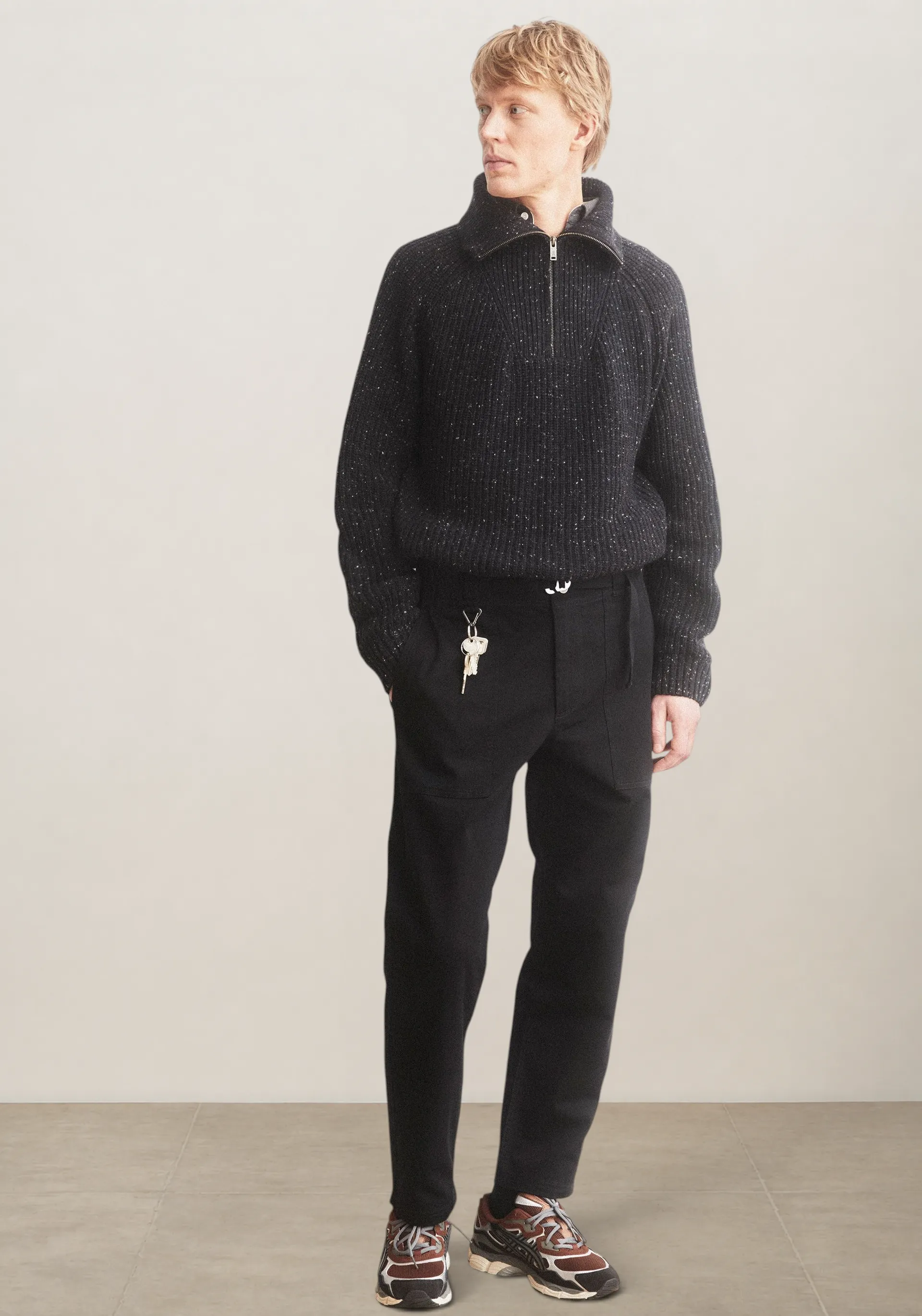 Pull col zippé en coton bio et en laine recyclée | noir "Tweed knit troyer - black", Armedangels, photo 3