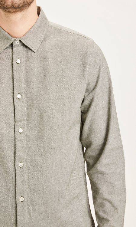 Chemise verte clair en flanelle de coton bio - larch forrest night, Knowledge Cotton Apparel, photo 2