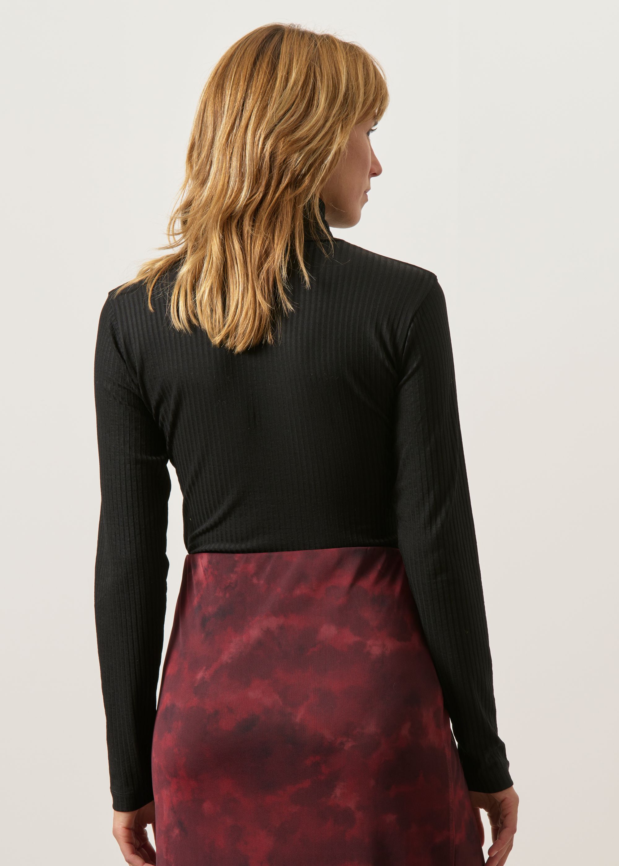 Top col roulé côtelé en tencel | noir "mio black", Jan'n June, photo 4