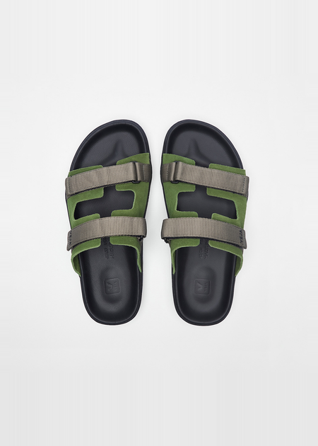 Sandalen aus Veloursleder | Grün "Arpoador - militar_kaki_black", Veja, Foto 3