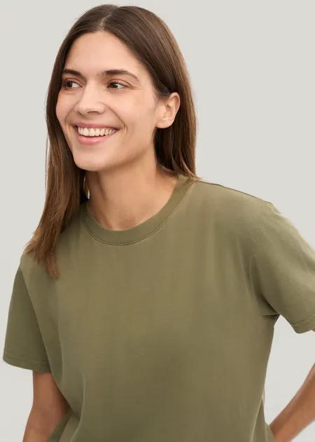 T-shirt en coton bio | vert "dusty olive" - Colorful Standard