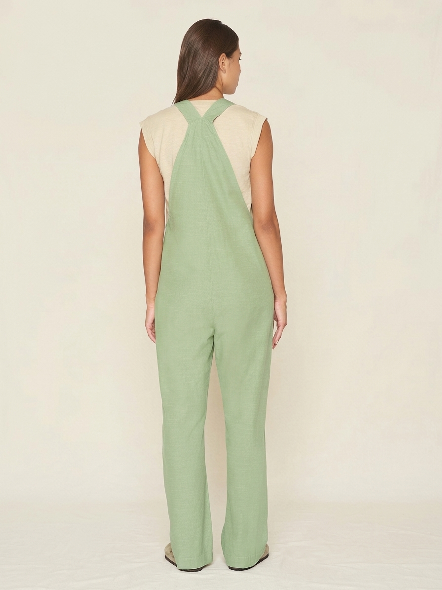 Latzhose aus Bio-Baumwolle | Grün "gale straight slub yarn jumpsuit shale green", Knowledge Cotton Apparel, Foto 3