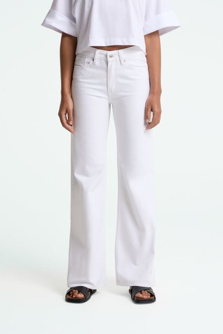 Jean flare en coton bio l blanc "Jane - diop optical white" - Kings of Indigo