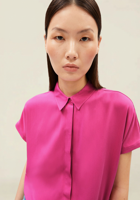 Chemisier en ecovero | rose "Larisaana blouse - very berry" - Armedangels
