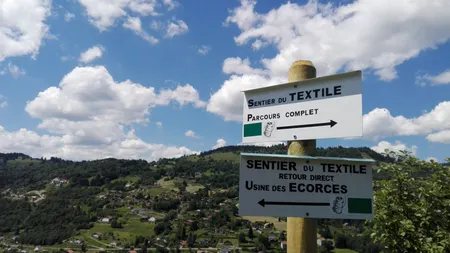 Préparez vous à marcher... mais ça en vaut la peine ! | © Office du Tourisme La Bresse