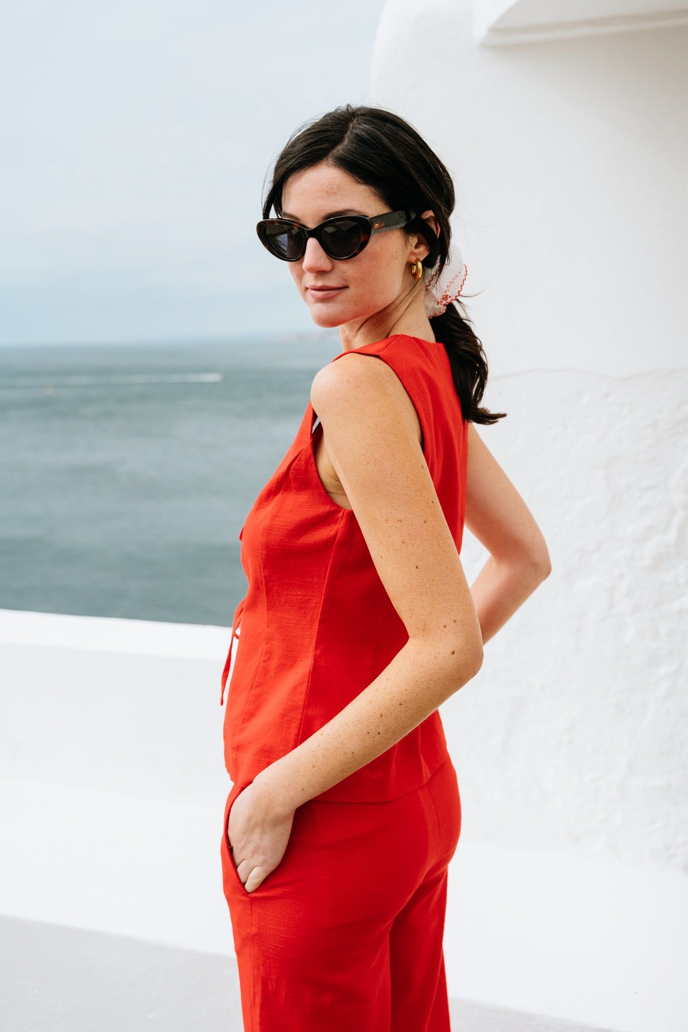 Top mit Schleifen aus Bio-Baumwolle | Rot "fiery red elise top", Thinking Mu, Foto 3