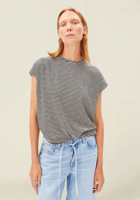 T-shirt en coton bio | noir et écru "Slub jersey stripe t-shirt - black-oatmilk" - Armedangels