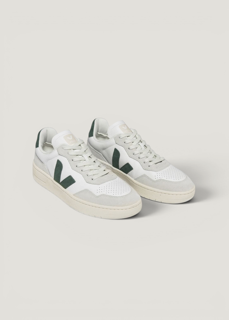 Baskets en suède et cuir certifié | blanc et vert "v-90 o.t. leath ex white cyprus" - Veja