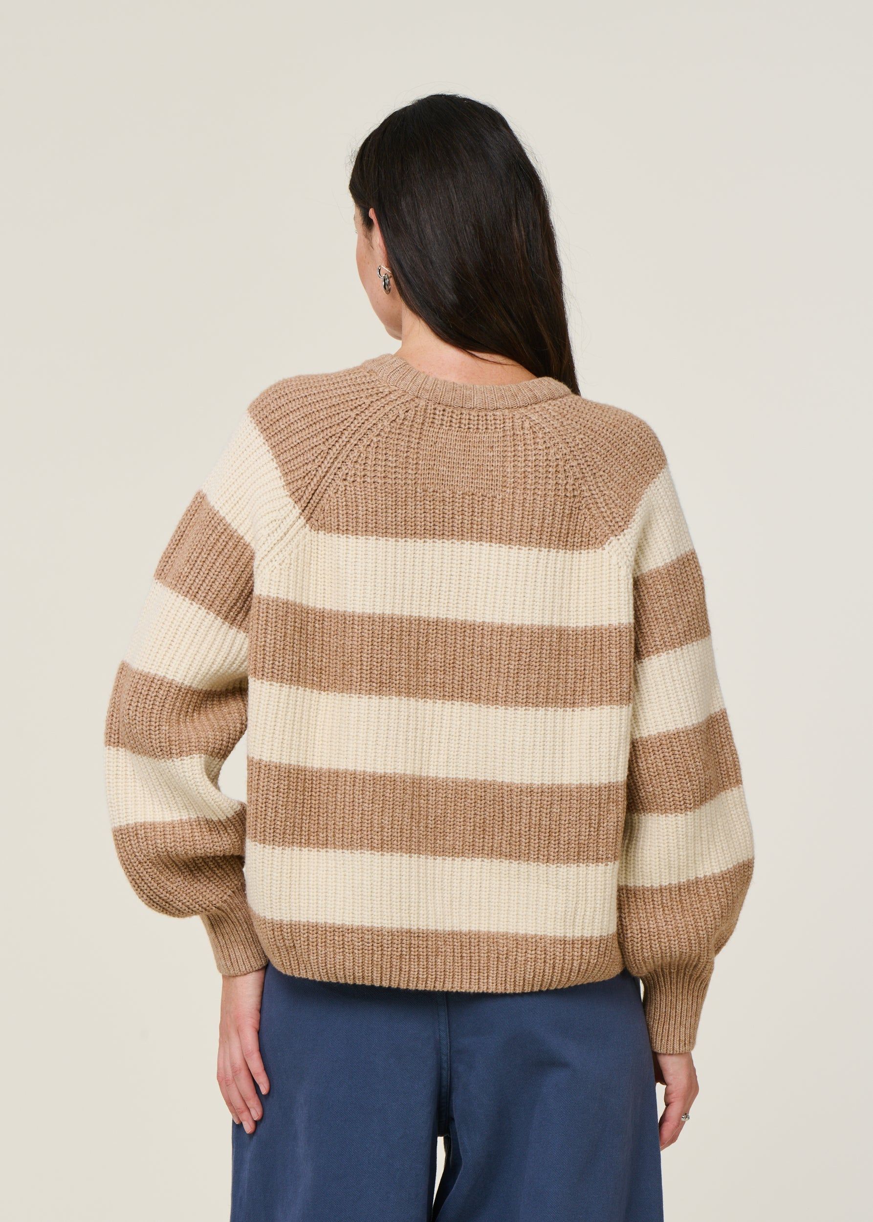 Gestreifter Pullover aus Wolle und Bio-Baumwolle | Beige "kaagi stripes - camel melange", Armedangels, Foto 3