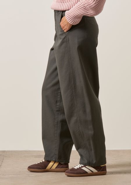 Pantalon ballon en coton bio | gris "Barrel-leg pant - washed grey", Rotholz, photo 4