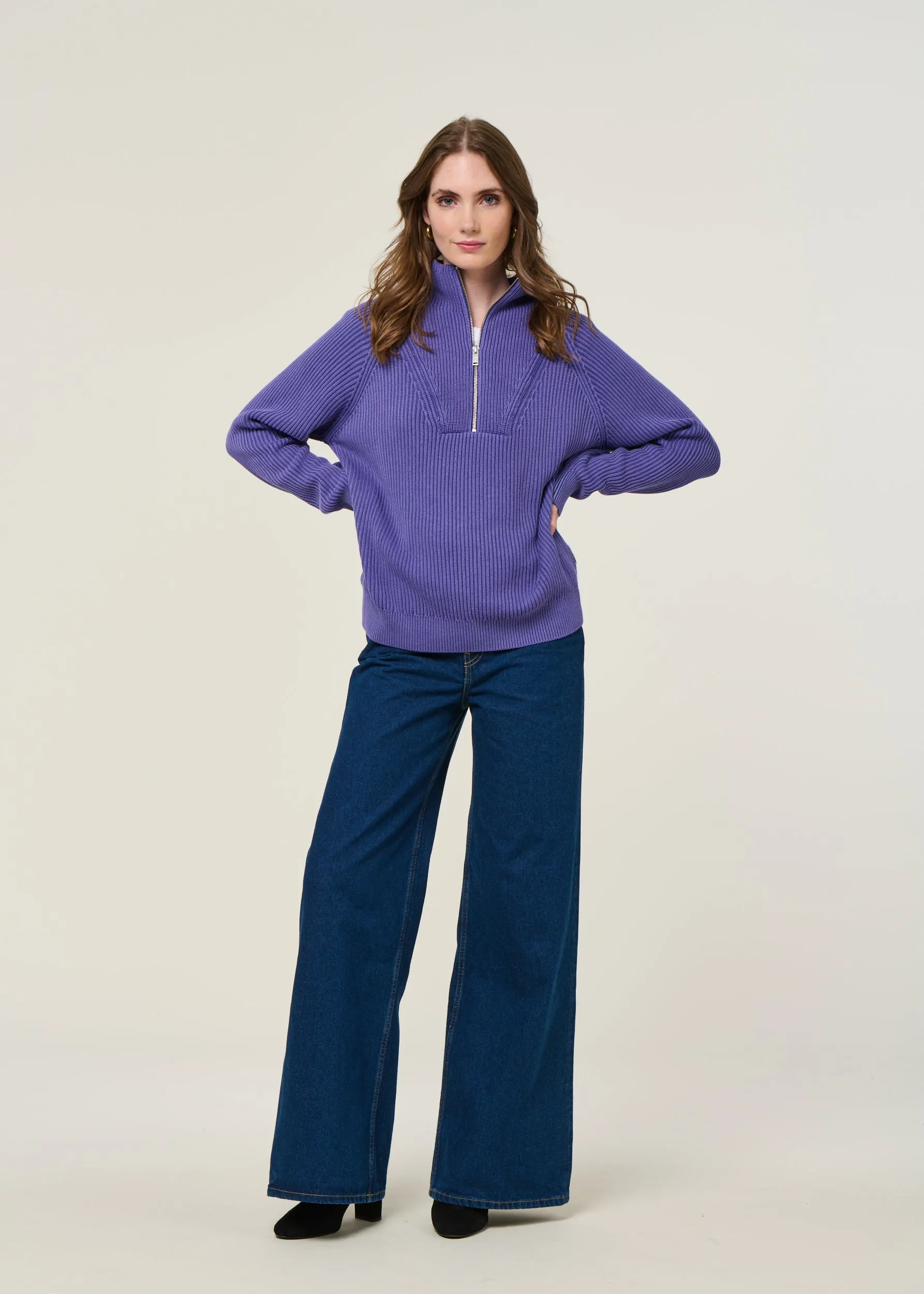 Pull col camionneur en coton bio | violet "ronyiaas gmt dye - indigo lilac", Armedangels, photo 4
