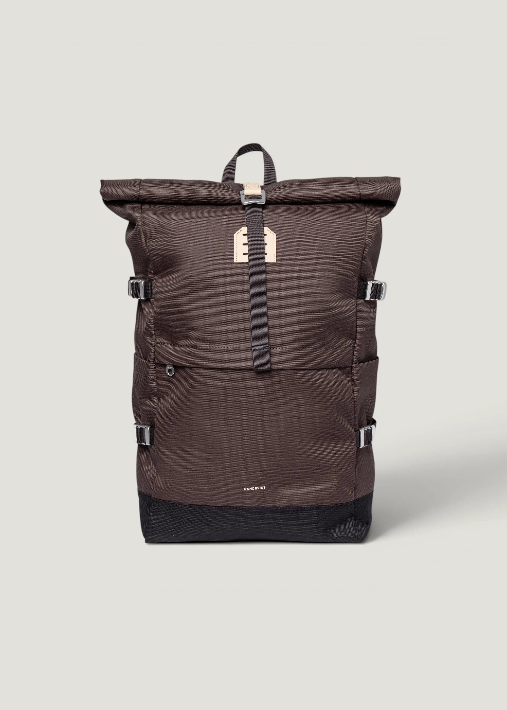Sac à dos 26l en matière recyclée | marron "Icon rolltop backpack 16" - brown", Sandqvist, photo 1