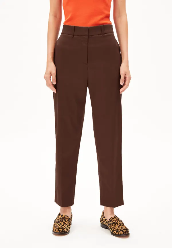 Pantalon à pinces en coton bio | marron "warmaar deep brown", Armedangels
