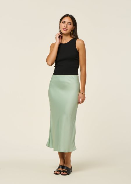 Jupe en satin recyclé | vert clair "lenovaa satin slip-skirt - foam" - Armedangels