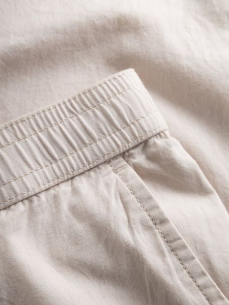Pantalon léger beige en coton bio - loose slack pant light feather gray, Knowledge Cotton Apparel, photo 2