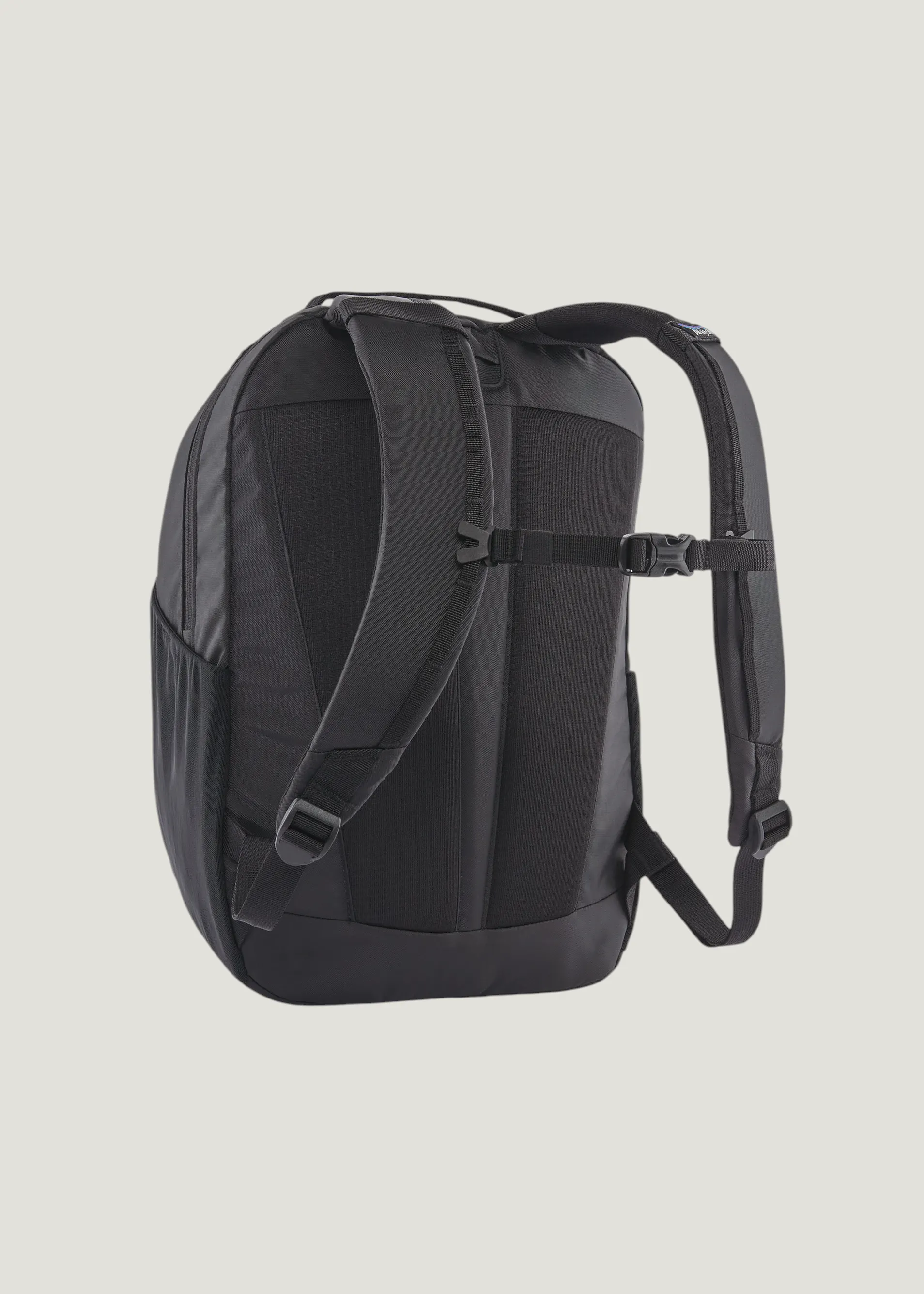 Sac à dos 24L en matières recyclées | noir "atom day pack 24l - black", Patagonia, photo 4