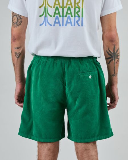 Short en coton bio | vert "Baby cord shorts green - green" - Brava Fabrics
