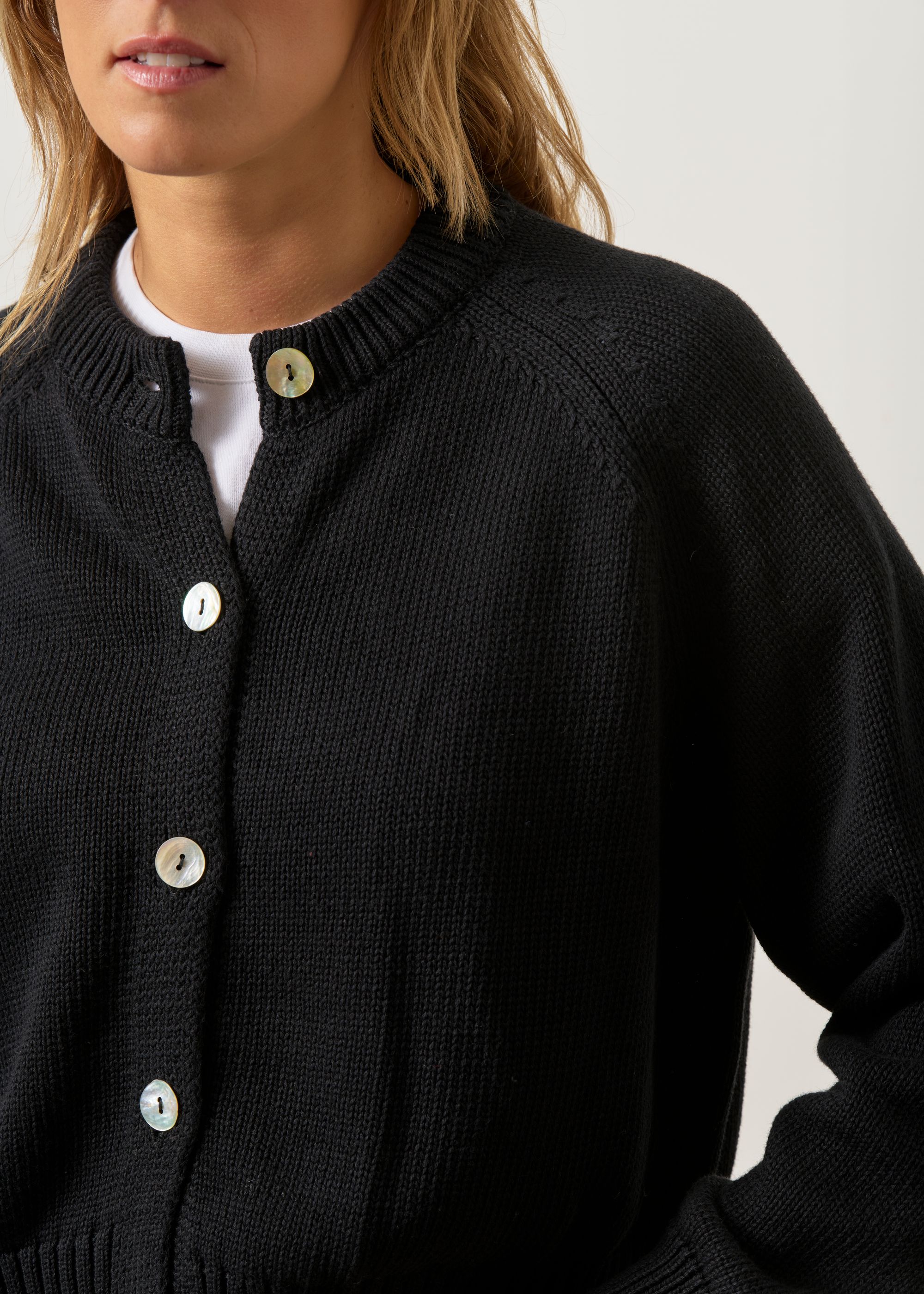 Cardigan aus Bio-Baumwolle | schwarz "Sivia", Jan'n June, Foto 2