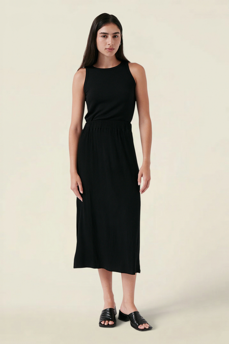 Jupe mi-longue côtelée en modal | noir Lula skirt - black - AMT Studio