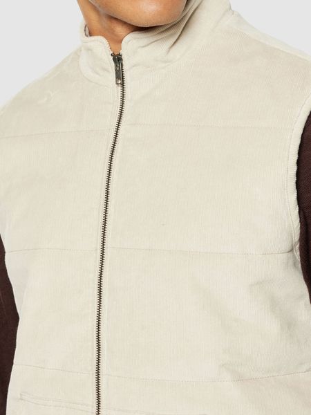 Weste aus Bio-Baumwolle und recyceltem Material | Ecru "11-wales corduroy vest light feather gray", Knowledge Cotton Apparel, Foto 2