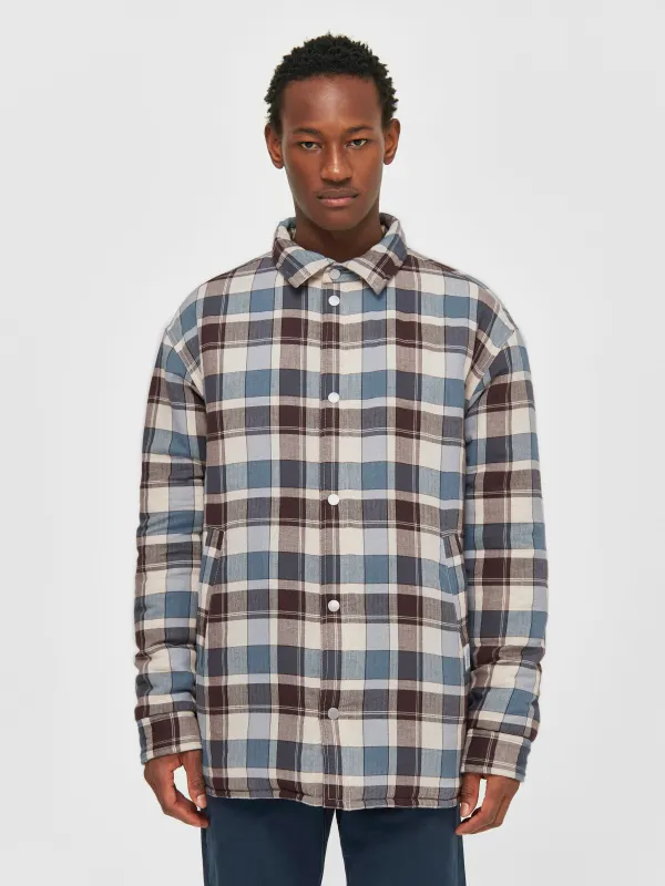 Veste matelassée en coton bio et matière recyclée | carreaux "checked overshirt blue", Knowledge Cotton Apparel