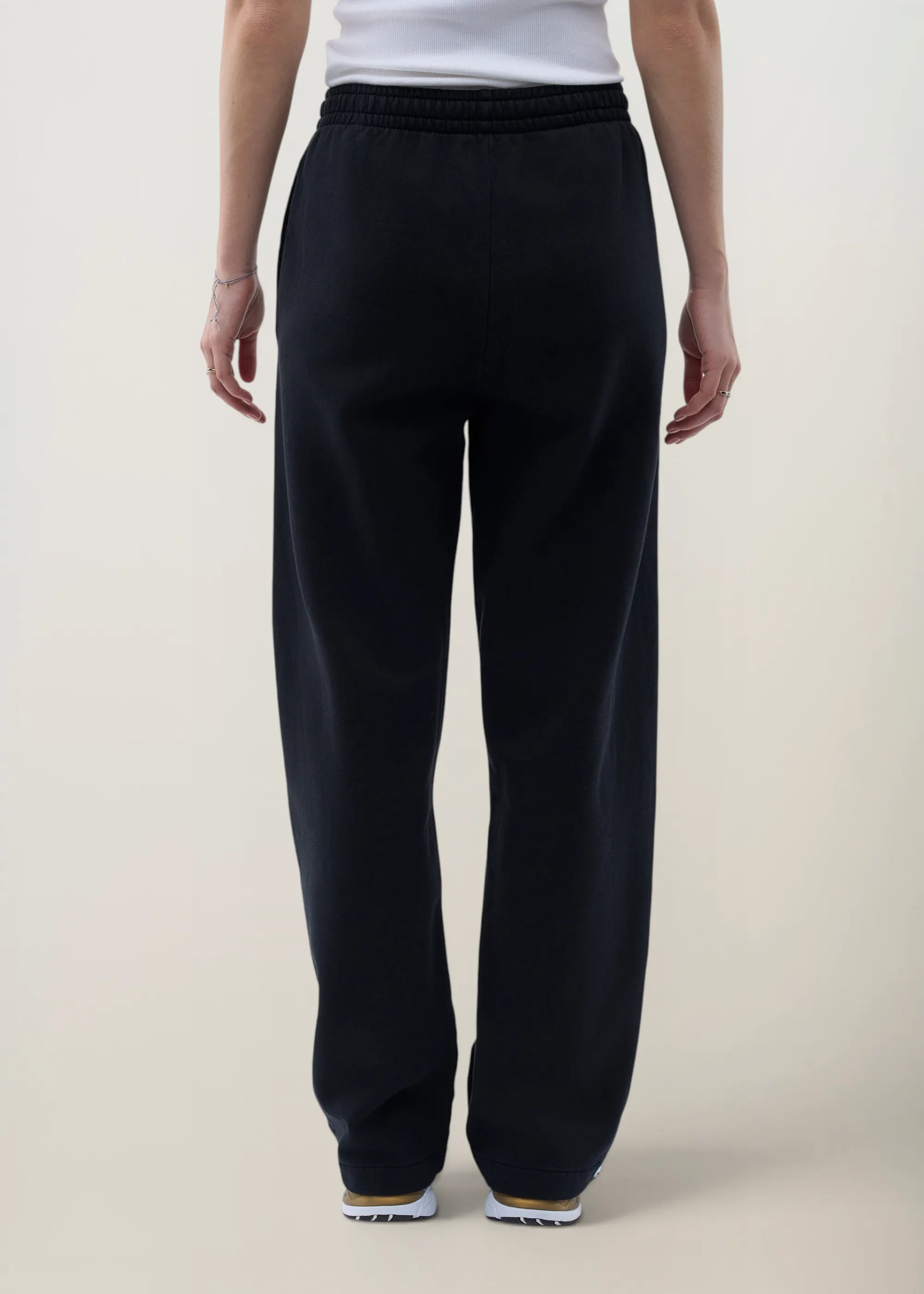 Jogging en coton bio | noir "organic straight leg sweatpants - deep black", Colorful Standard, photo 2