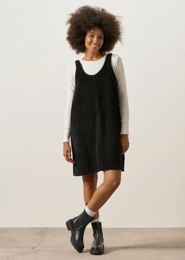 Robe chasuble velours en coton bio | noir "Cord dress - true black", Rotholz