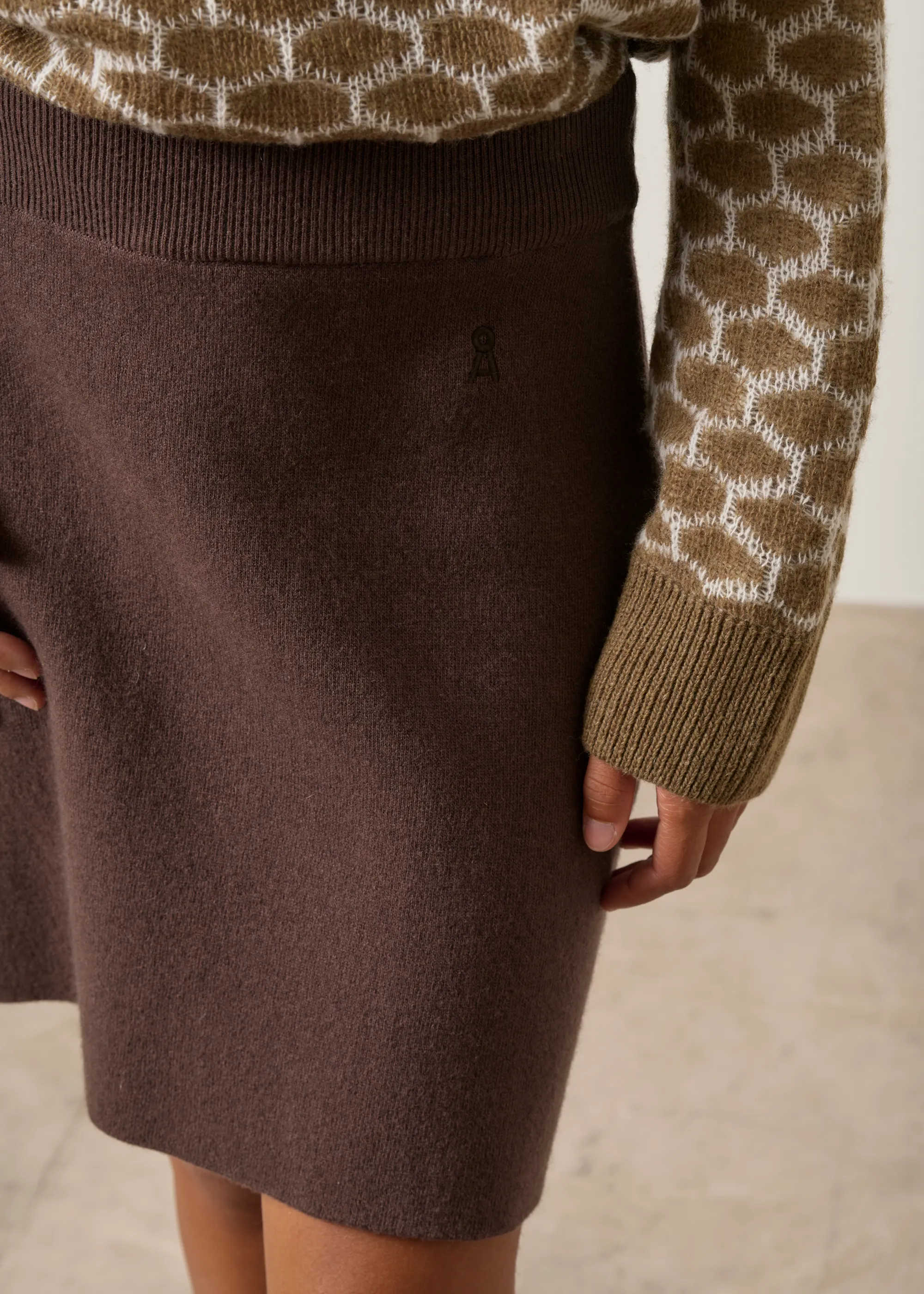 Jupe courte maille en maille et coton bio | marron , Armedangels, photo 2