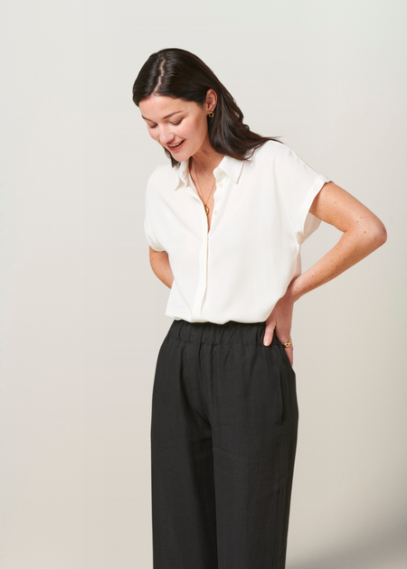 Chemisier en ecovero | blanc "larisaana off white", Armedangels, photo 2