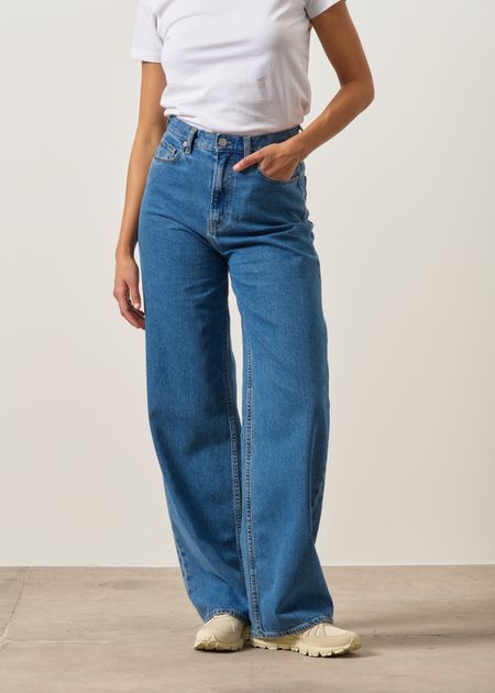 Jean droit large en coton recyclé | bleu "enijaa - daydream" - Armedangels