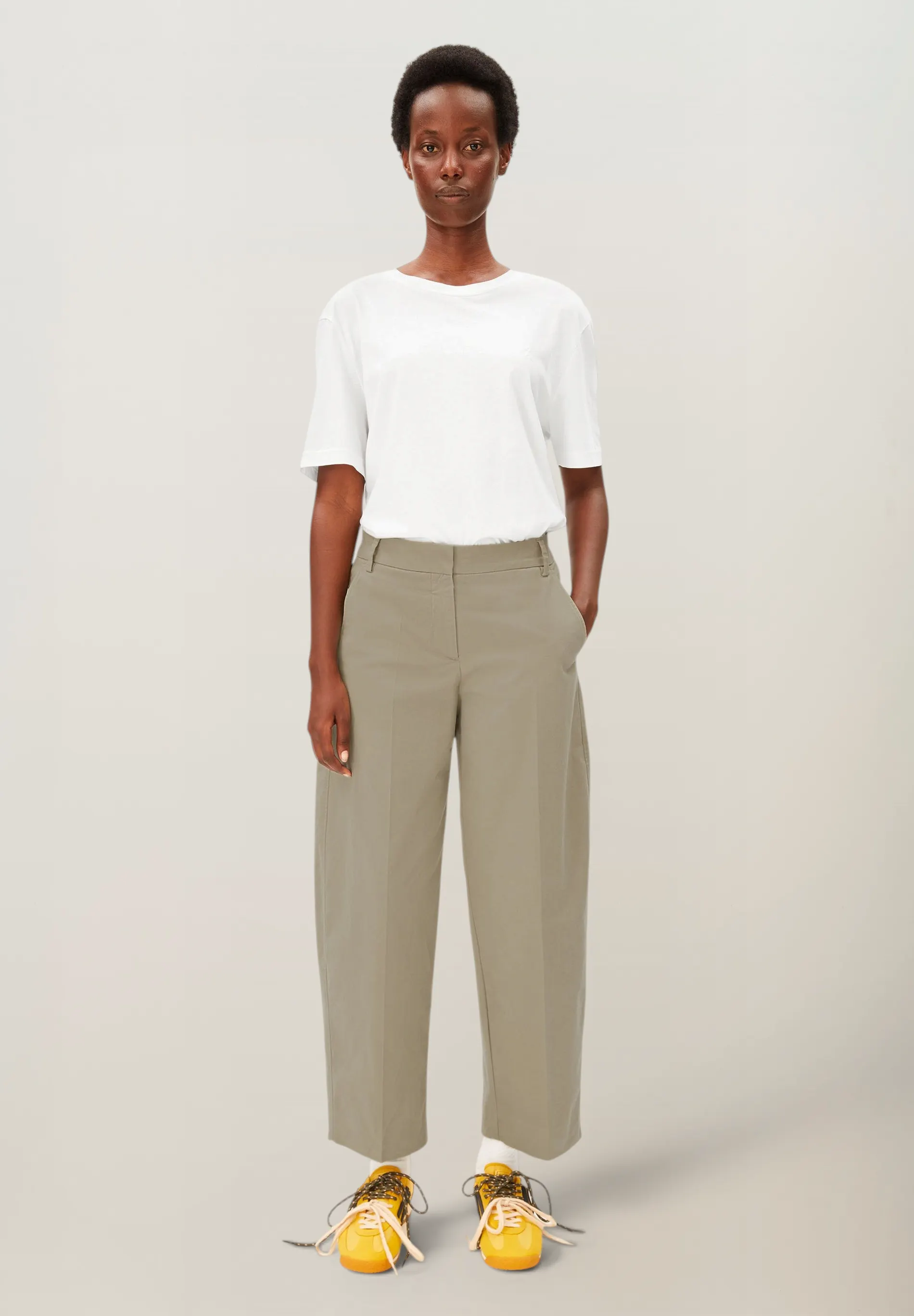 Pantalon ballon en coton bio | vert "Barrel leg twill pant", Armedangels, photo 4
