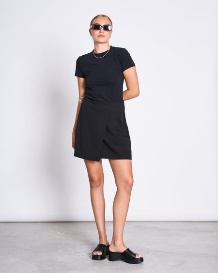 Mini-jupe portefeuille en tencel | noir "filia black"