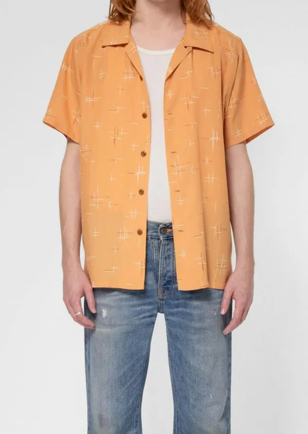 Chemisette en tencel | ocre "arvid 50s hawaii shirt ochre", Nudie Jeans