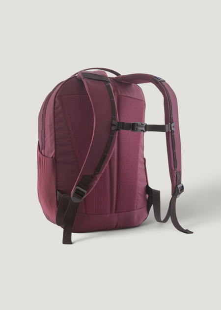 Sac à dos 24L en matières recyclées | bordeaux "Atom day pack 24l - byfg" - Patagonia