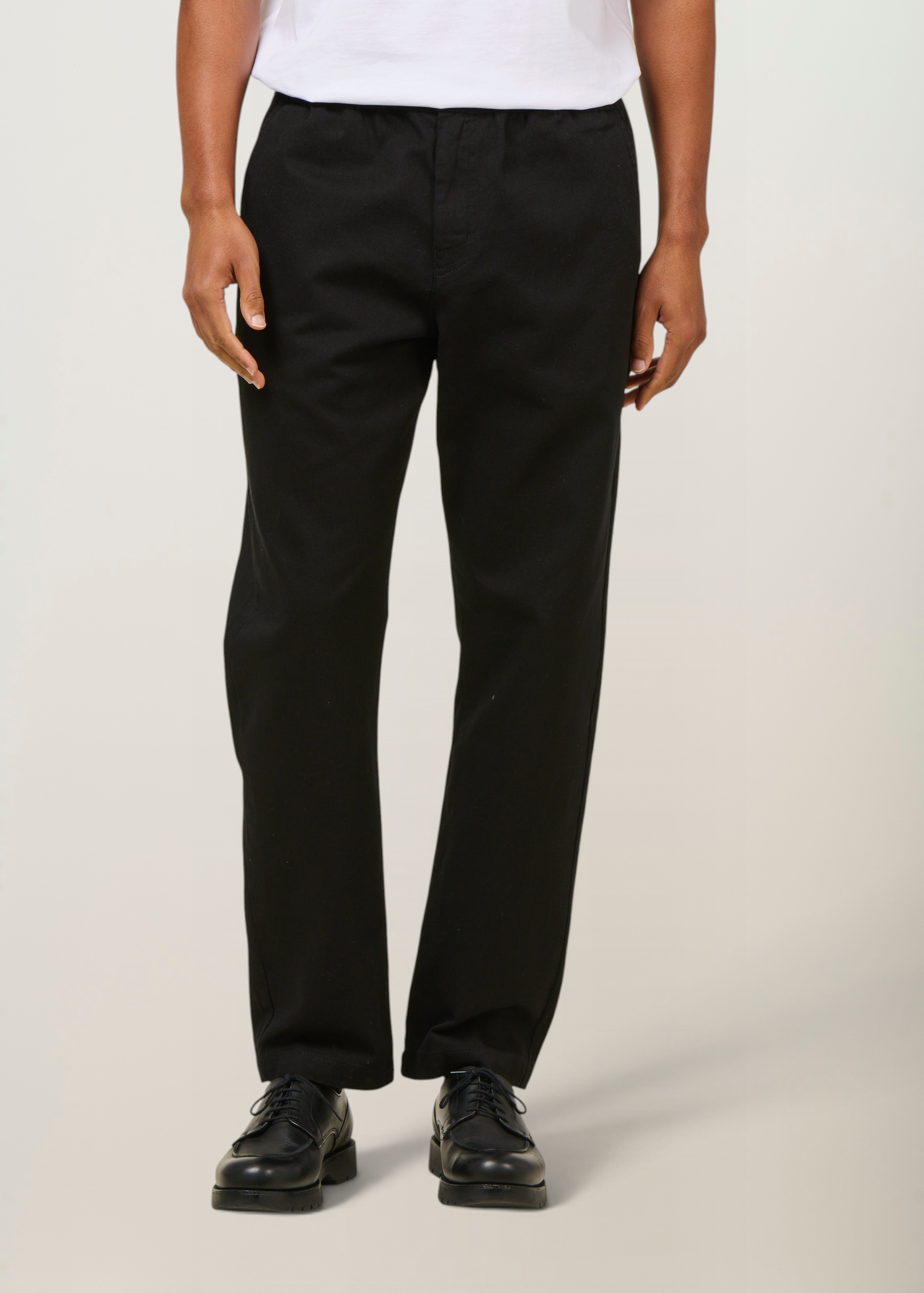 Pantalon droit en coton bio | noir "black travel pants", Thinking Mu, photo 1
