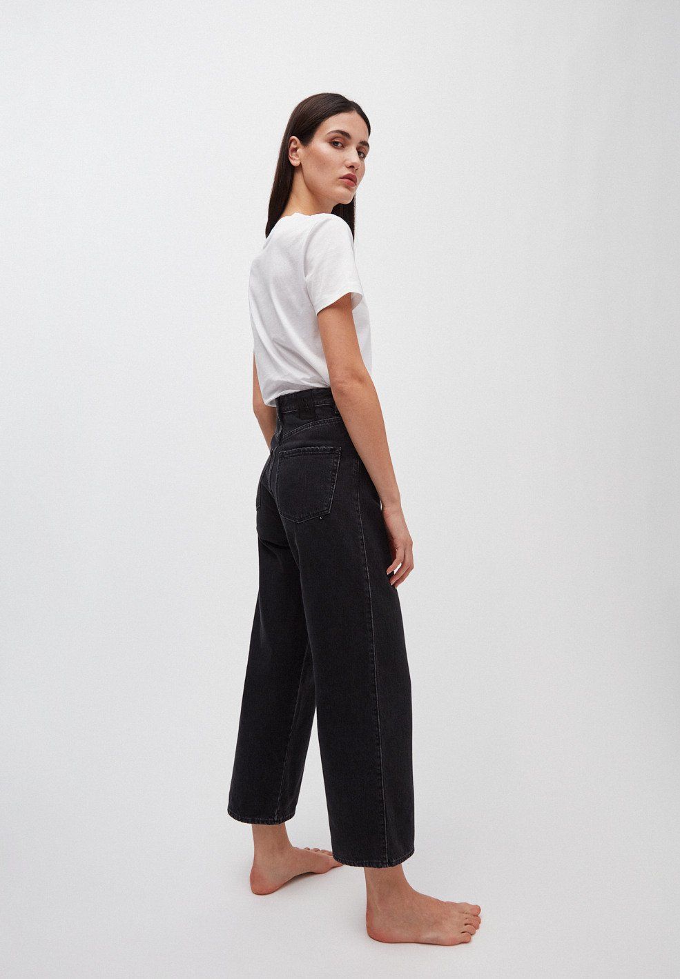 Jean ample noir en coton bio - nessaa cropped, Armedangels, photo 2